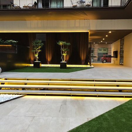 Apartamenticos Plaza Del Pilar I Saragossa Zewnętrze zdjęcie